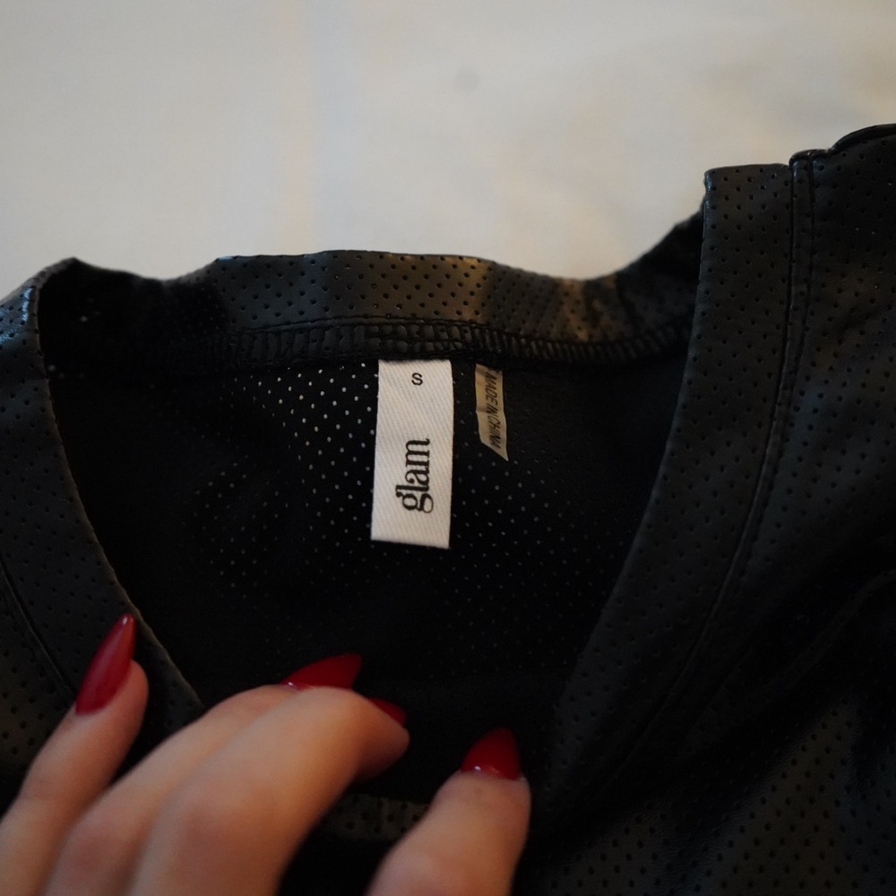 Faux Leather Cropped Boutique Tee - Picture 3 of 3